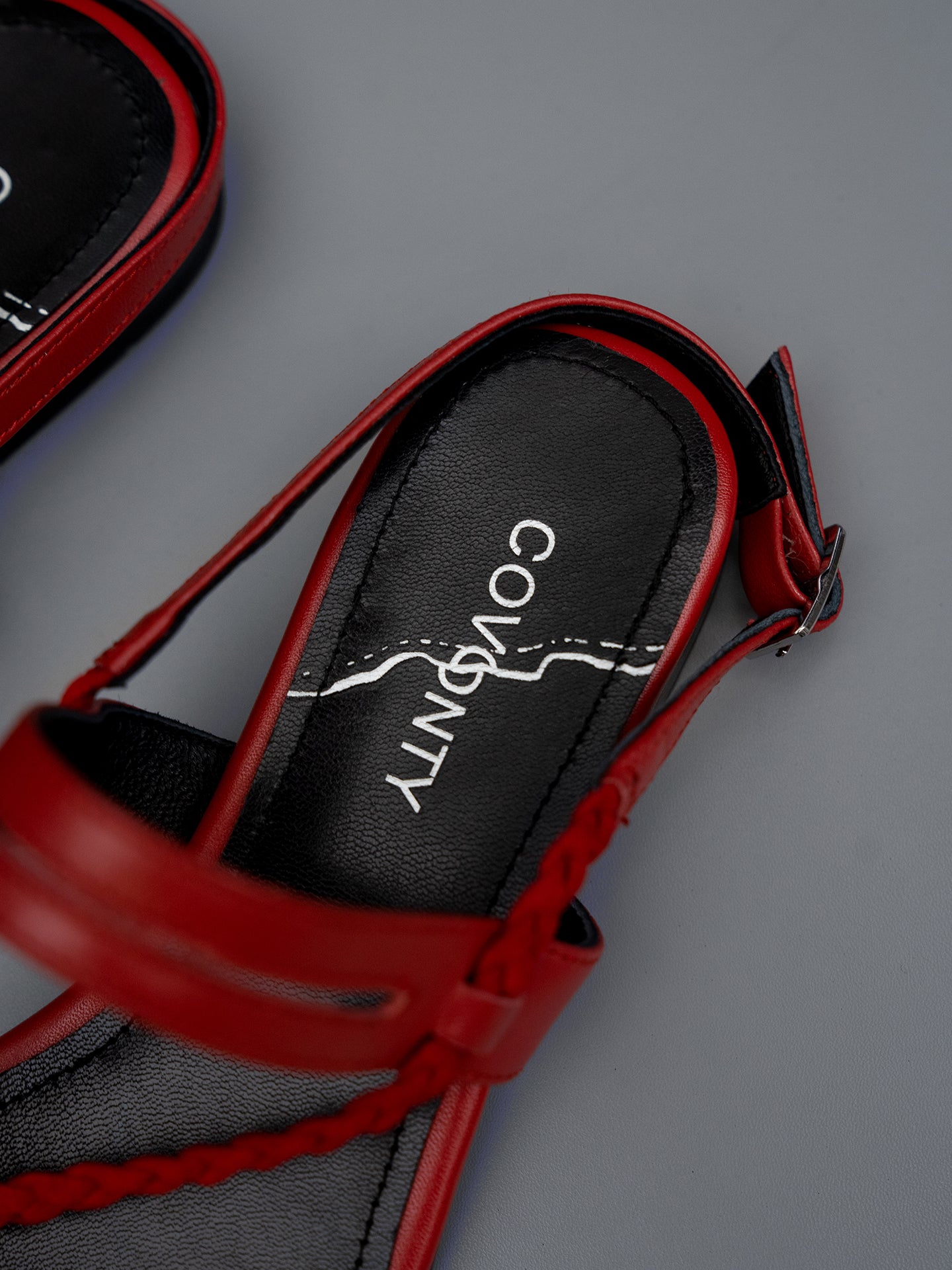 COVONTY Braided Strap Sandals